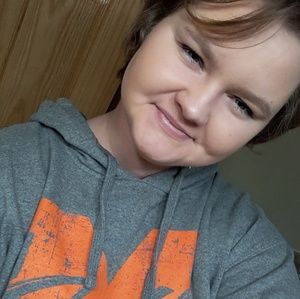 Meet your Posher, Mara